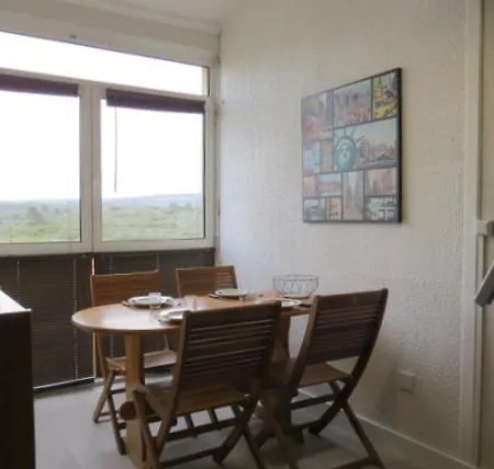 Apartment T2 Pour 4 Personnes Avec Piscine Et Court De Tennis 4sant53 *