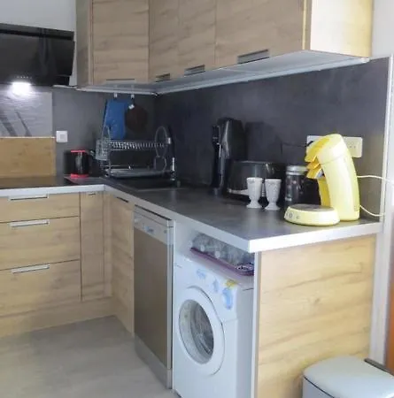 T2 Pour 4 Personnes Avec Piscine Et Court De Tennis 4sant53 Apartment *